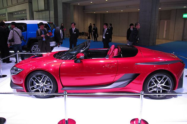 丰田发布GRMN混合运动概念车 MR2血统