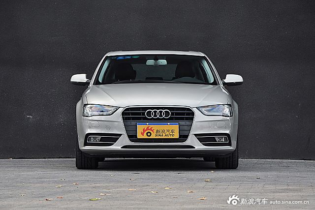 2015款奥迪A4L 35TFSI自动技术型