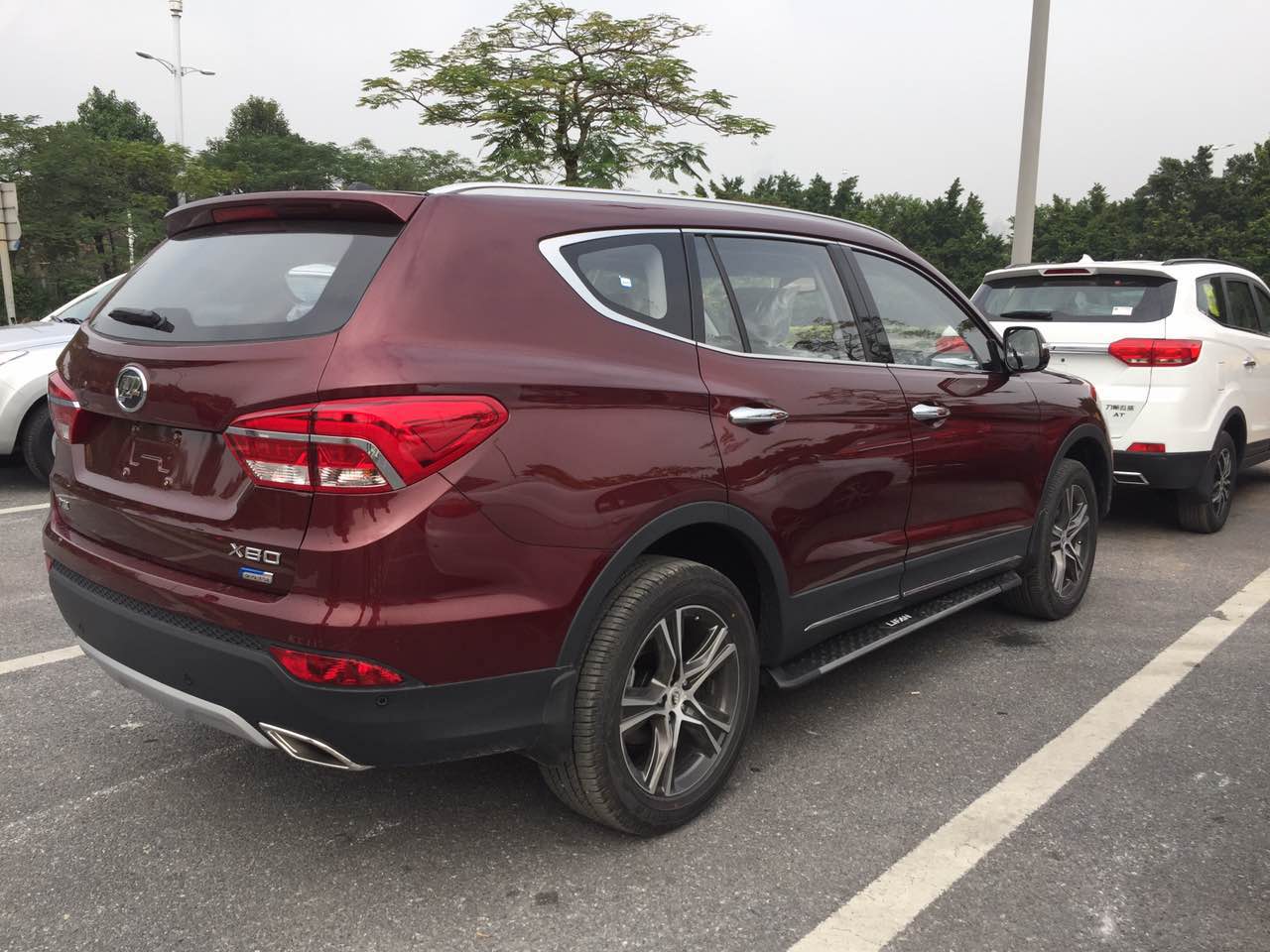 力帆全新SUV X80实车