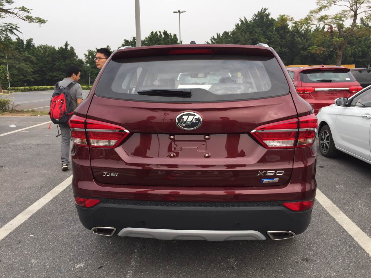 力帆全新SUV X80实车