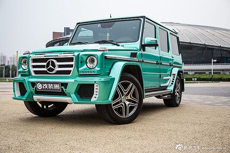 傲乳魅娇娘坐拥魁梧猛男