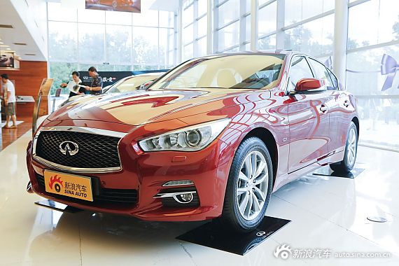 2014款英菲尼迪Q50 2.0T自动舒适