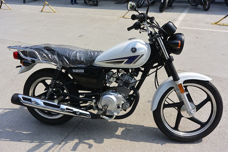 雅马哈天俊YB125SP高清组图
