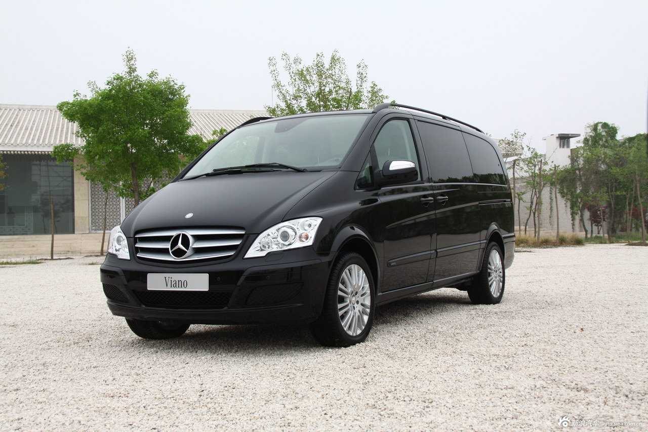 奔驰唯雅诺-奔驰唯雅诺报价_论坛_图片_价格】