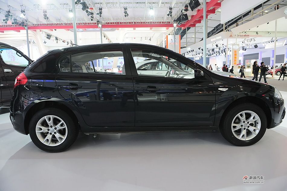 中华骏捷frv_骏捷frv车展图图片3950735