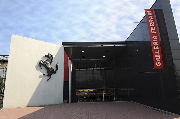 红色历史 探访法拉利博物馆
