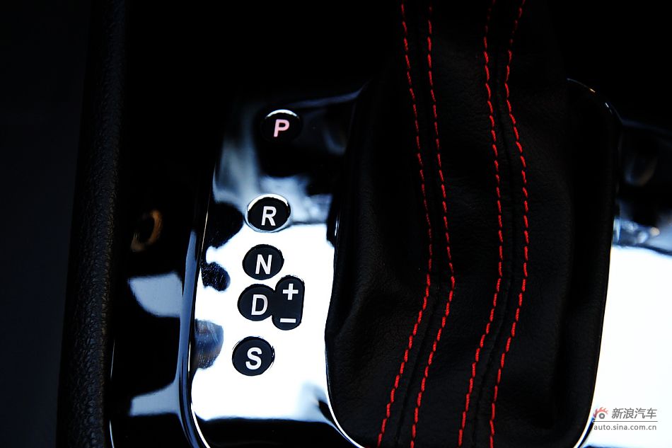 新宝来Sportline 1.4TSI自动挡内饰_宝来内饰功