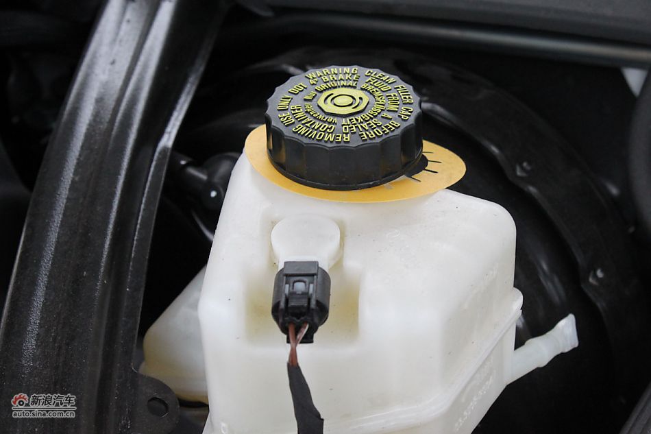 奔驰E300优雅型_奔驰E级-进口引擎底盘图片2