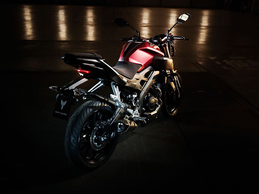 肌肉小街霸雅马哈MT-125高清图赏