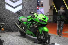 上海车展 kawasaki zx-14r 高清实拍