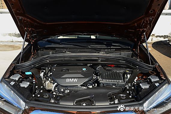 2016款宝马X1 1.5T自动sDrive18Li豪华型 2016款宝马X1 1.5T自动sDrive18Li豪华型