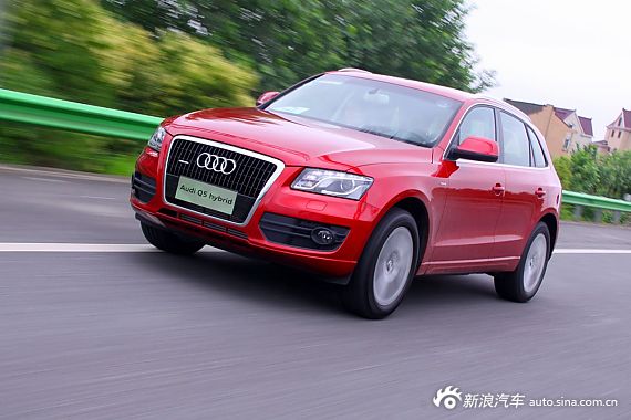 郑州奥迪Q5混动版到店 订金5万元
