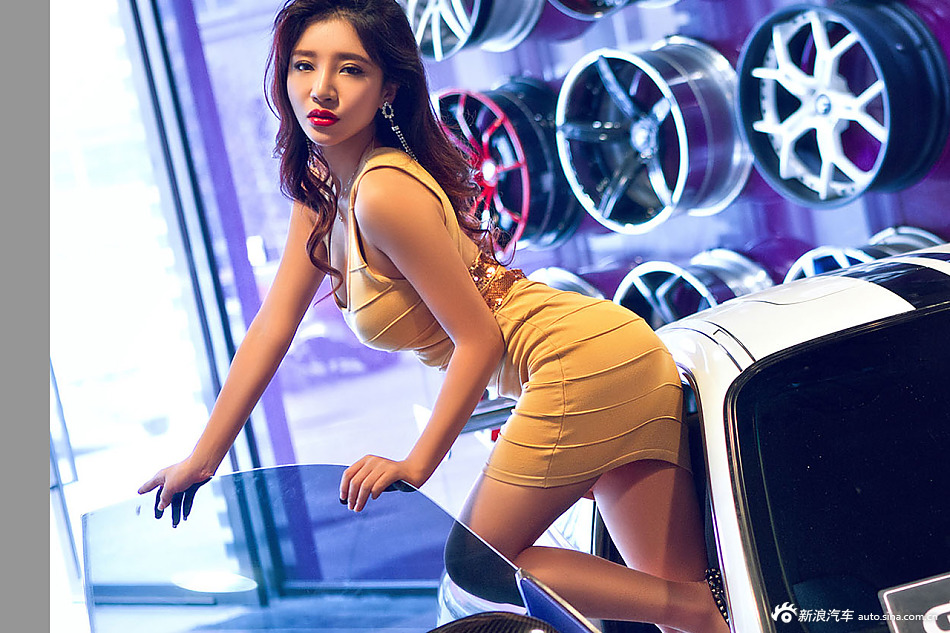 吃辣条不如看辣妹
