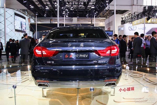 新款红旗H7明年春季上市 混动版油耗3.6L