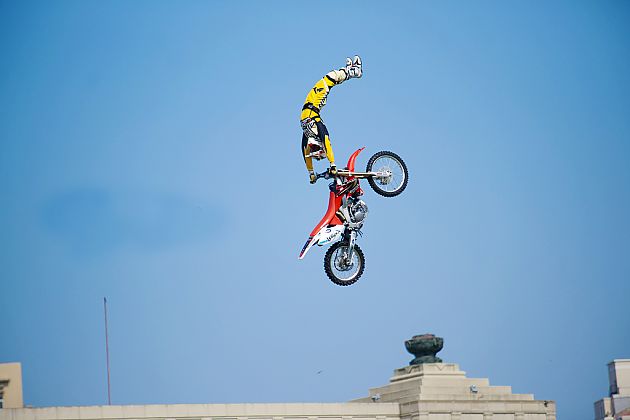 X-GAMES之机车运动 挑战你的运动神经