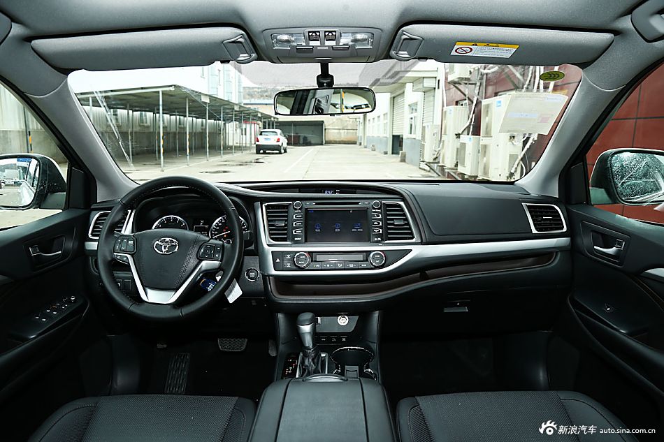 2015款汉兰达2.0T自动四驱精英版7座