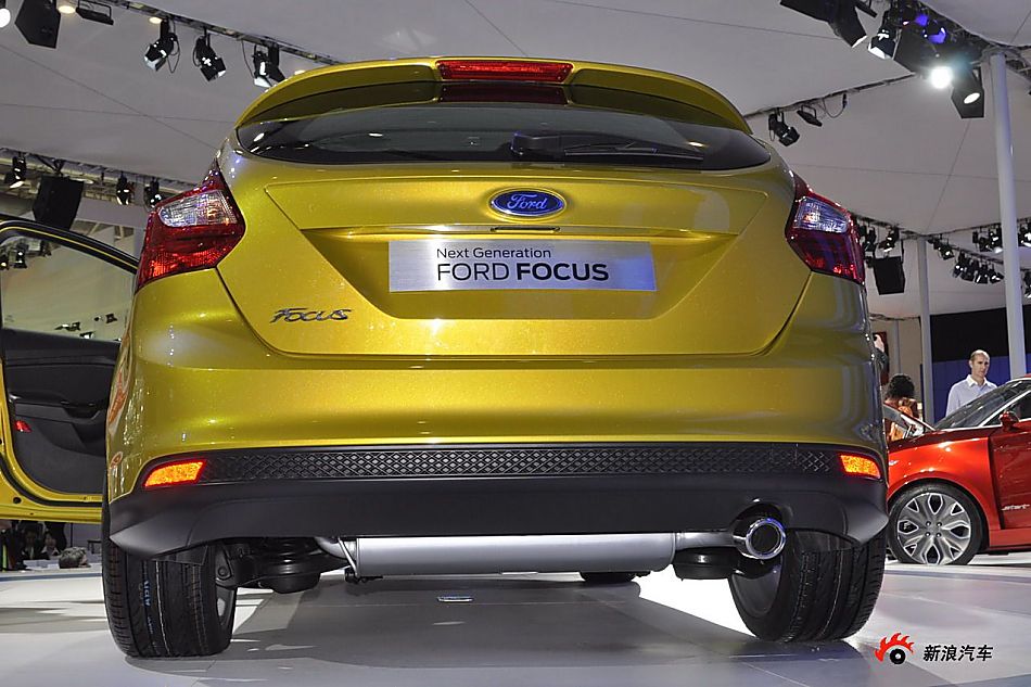 福特新福克斯两厢_福克斯图片251358_汽车图