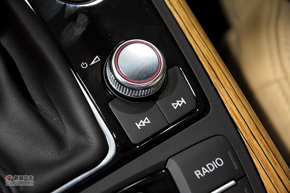 奥迪A7实拍_奥迪A7内饰功能图片7671436_汽