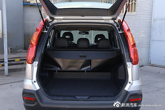 2015款东风风度MX6 2.0L CVT四驱UPR