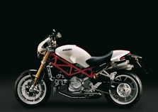 究极街车 身价之作 DUCATI MONSTER S4Rs