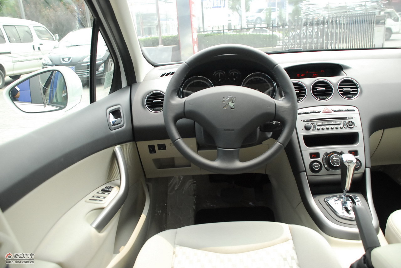 2011款东风标致408_东风标致408内饰图片60