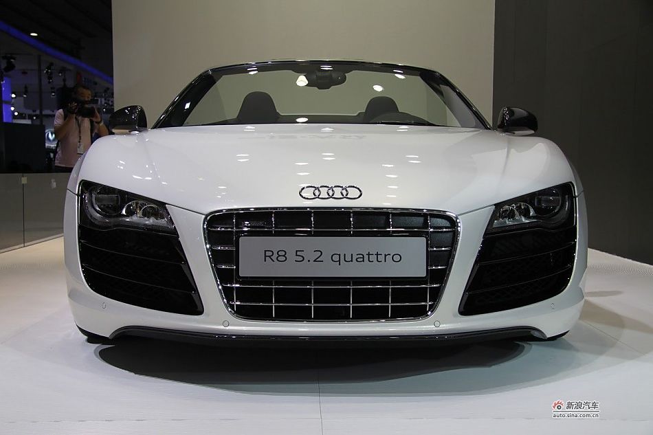 奥迪R8_奥迪R8图片3951564_汽车图库