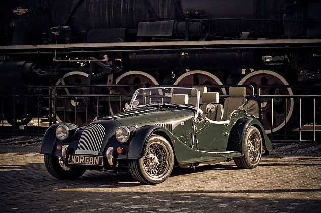 流金岁月 体验摩根V6 Roadster跑车