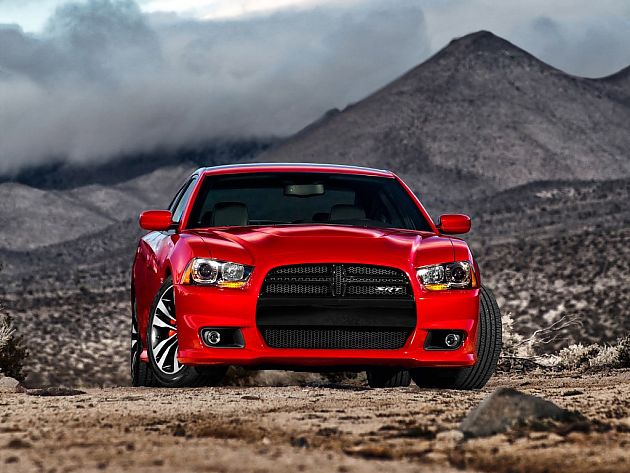 新世代肌肉 2012道奇Charger SRT8体验
