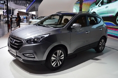 新浪汽车体验试驾2012款现代ix35