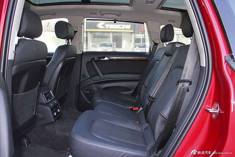 2014款奥迪Q7 40TFSI运动型