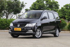 “神”车升级又要大卖 新款宝骏730