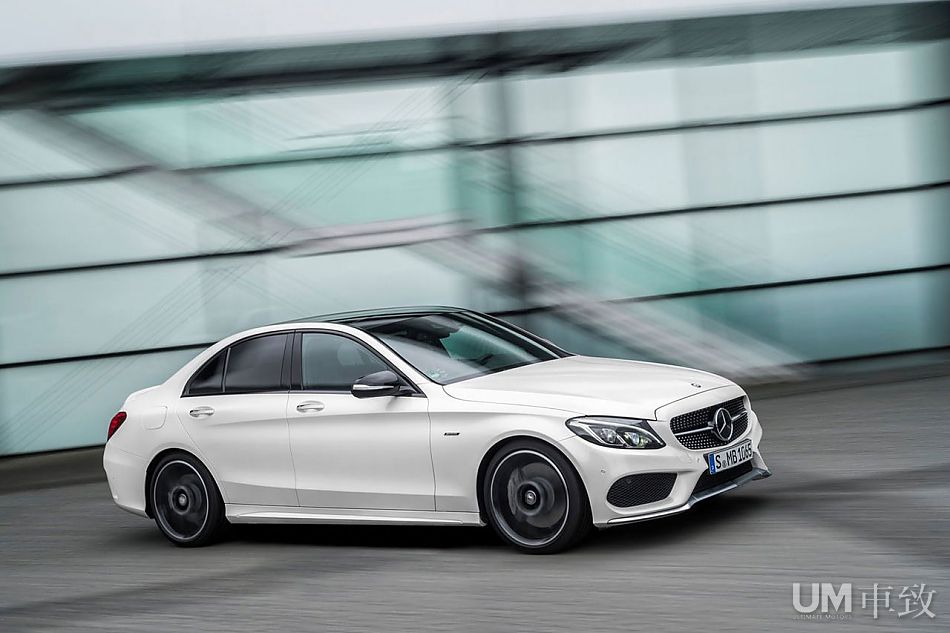 全新梅赛德斯-奔驰C450 AMG Sport