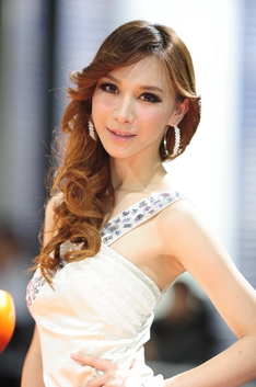 2011上海车展高清美女车模第三辑