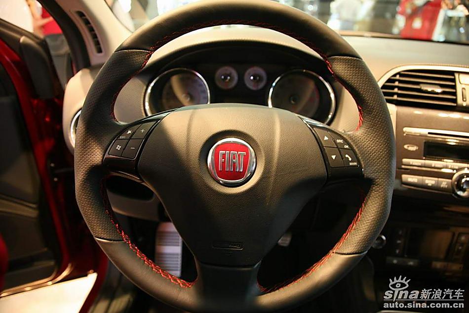 Bravo_博悦车展图图片71941_汽车图库