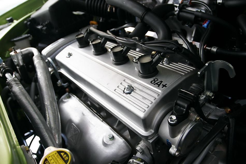 天津一汽两厢威志发动机_威志底盘图片34346