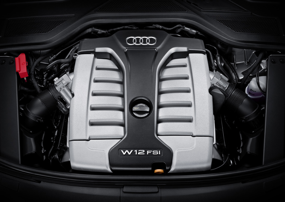 2011款奥迪a8l w12发动机(2/4); 2011 audi a8l;
图片