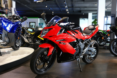 川崎Ninja250 SL到店实拍高清组图欣赏