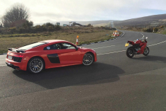 R8 V10 Plus与杜卡迪1299 Panigale S拍摄广告曝光