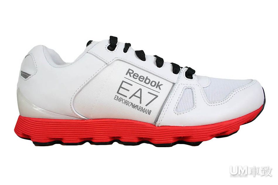 armani携手锐步推出ea7运动服饰(14\/19)_车致_新浪网