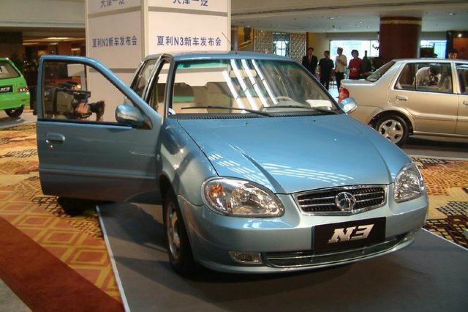 两厢夏利N3外观_夏利A+车展图片1158_汽车图库_新浪汽车_新浪网