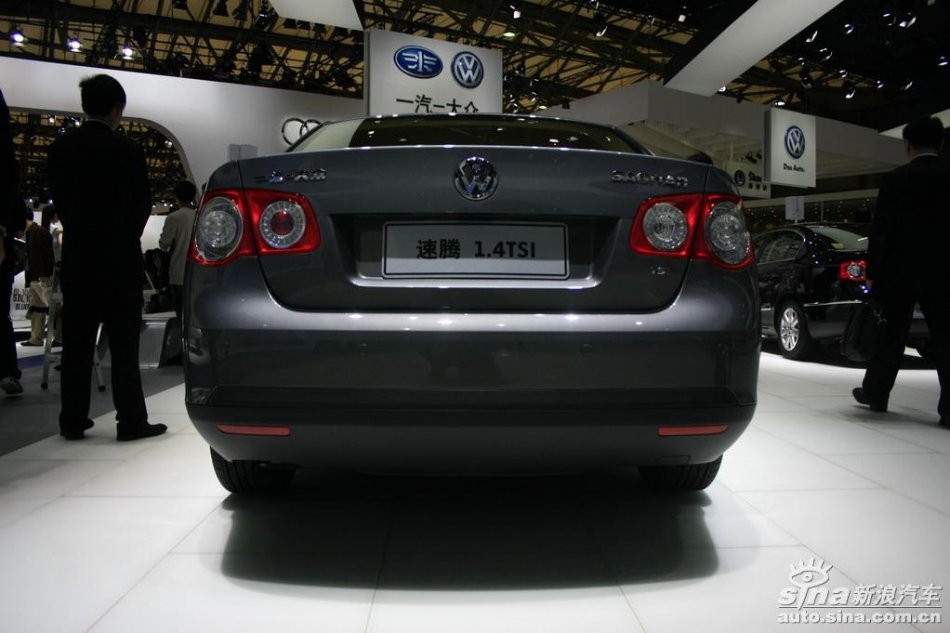 速腾1.4TSI_速腾车展图图片157210_汽车图库