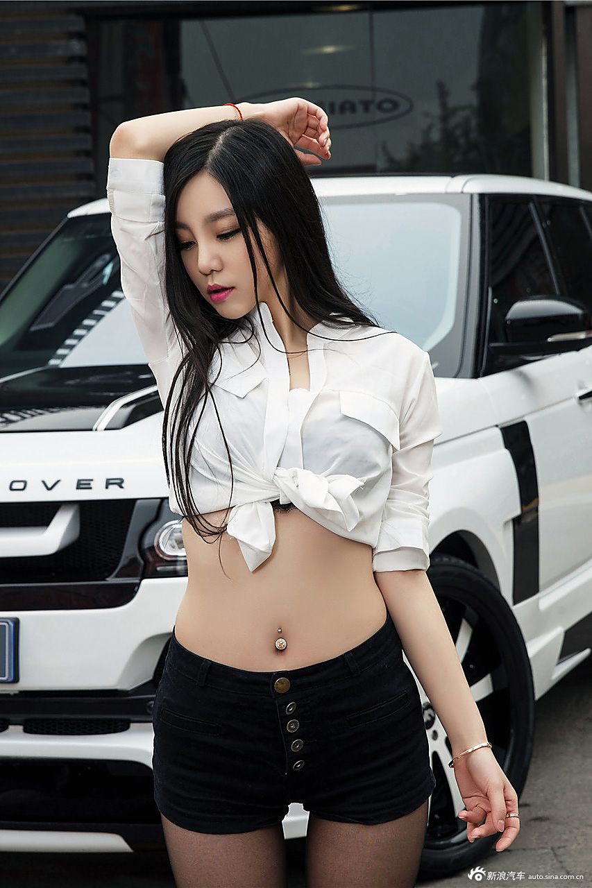 胸大腰细更妖娆.宅男女神挑逗冷血猛兽