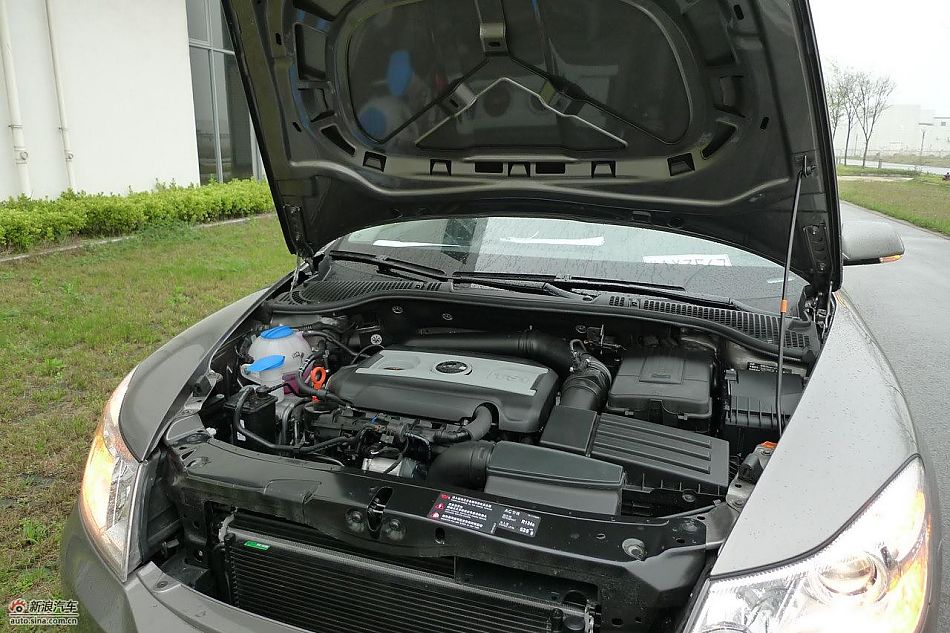 上海大众斯柯达新明锐发动机及底盘_明锐引擎