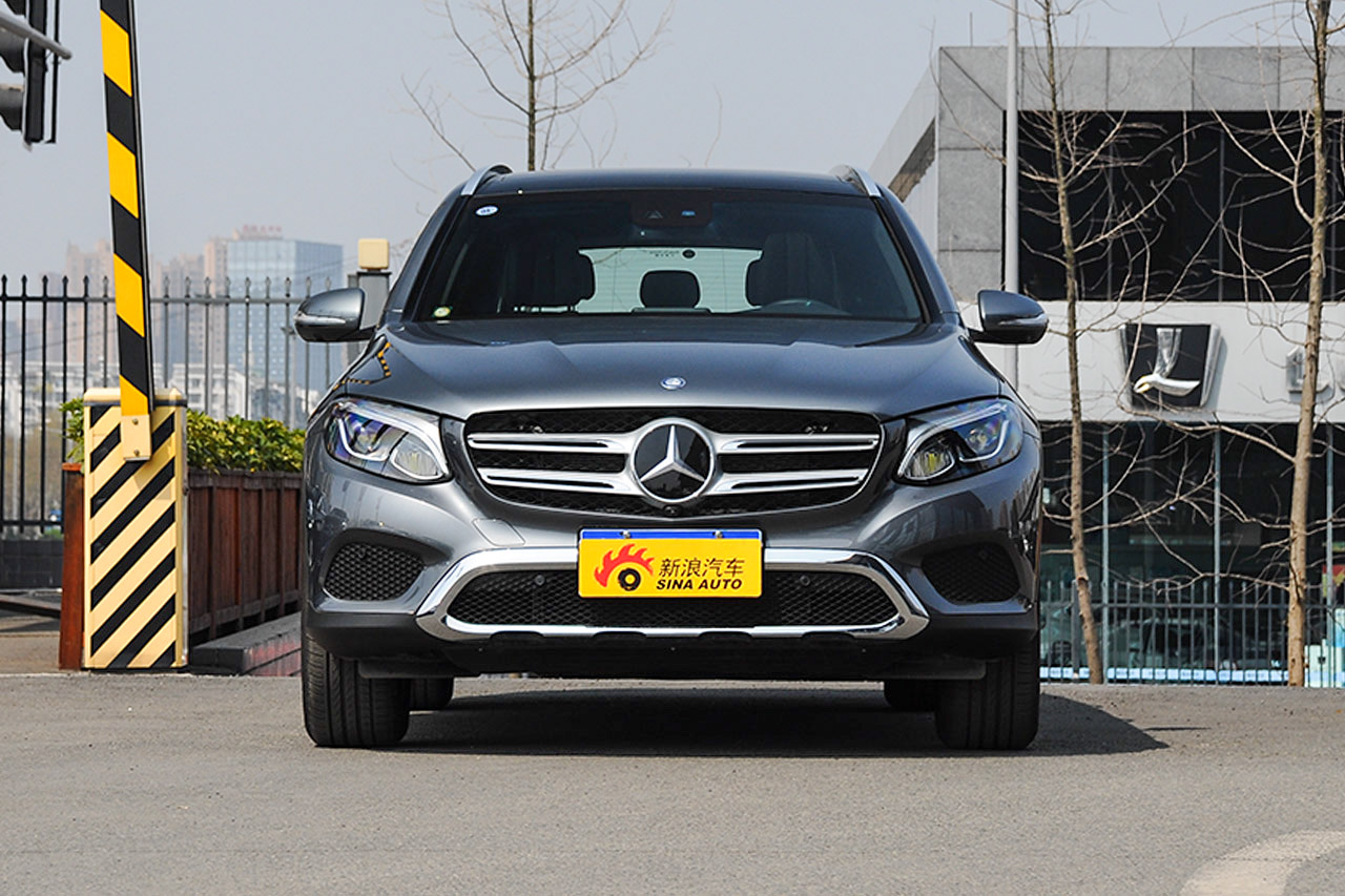 2016款奔驰glc2602.0t自动4matic豪华型荣威i6优惠政策图片