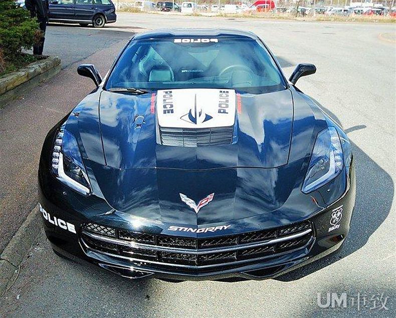 警车涂装雪佛兰克尔维特C7 Stingray瑞典开售