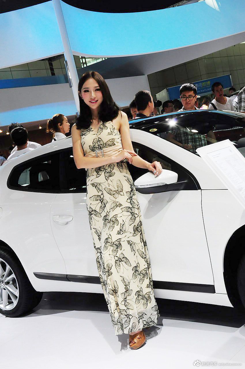 2012银川车展美女模特高清图图片
