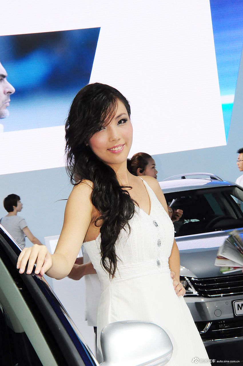 2012银川车展美女模特高清图图片