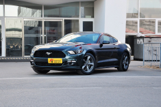 新浪汽车实拍2015款福特野马（进口）2.3T