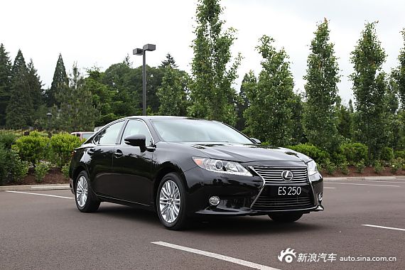 雷克萨斯新ES接受预订 现款最高优惠6万