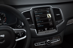 2015款沃尔沃XC90中控台细节图